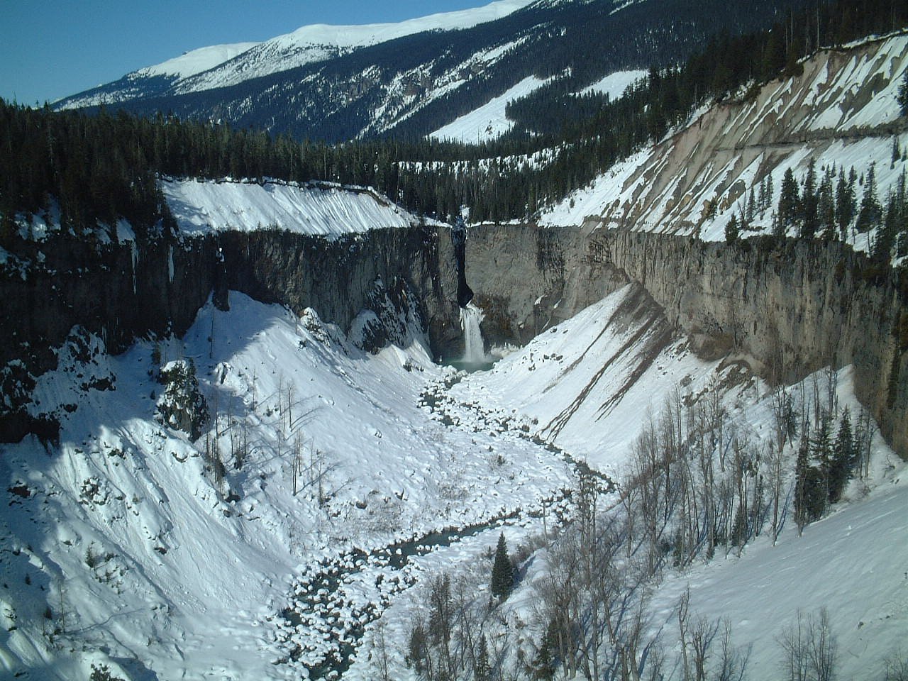 Keyhole Falls waterfall