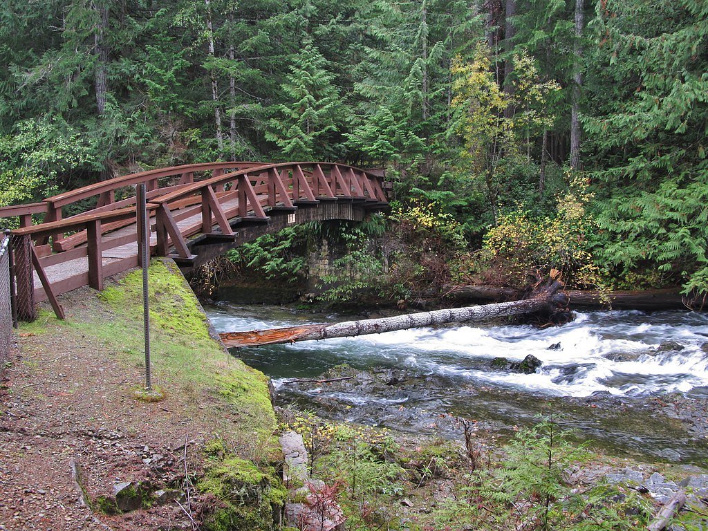 Bridge Creek Falls waterfall