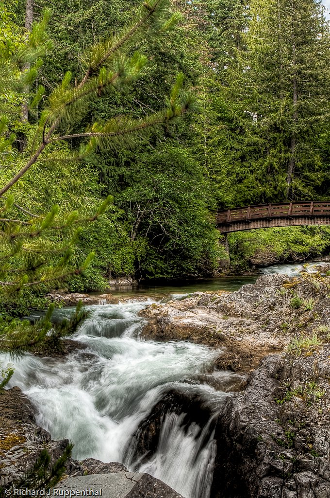 Bridge Creek Falls waterfall