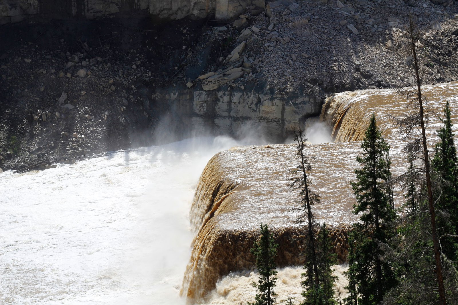 Louise Falls waterfall