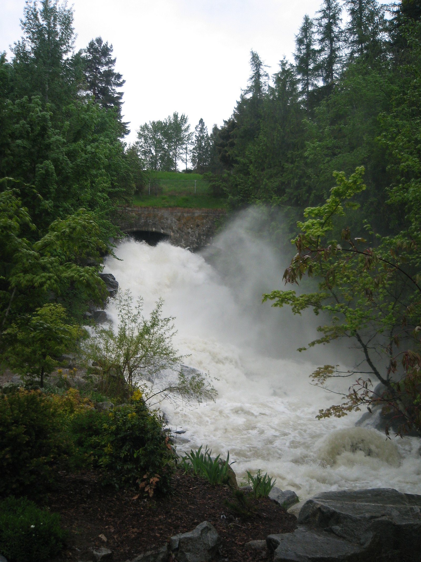 Cottonwood Falls waterfall