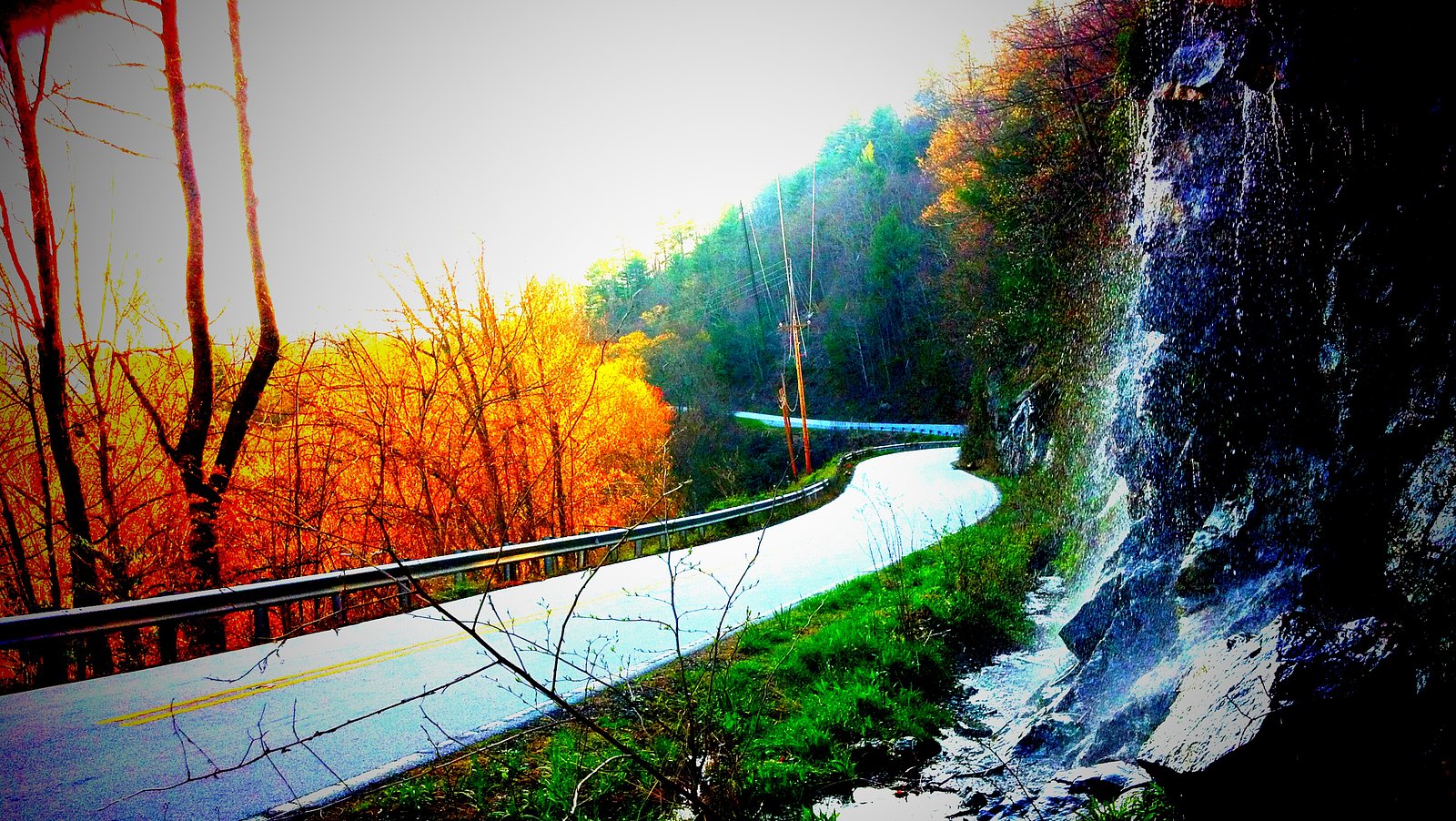 Estatoah Falls waterfall