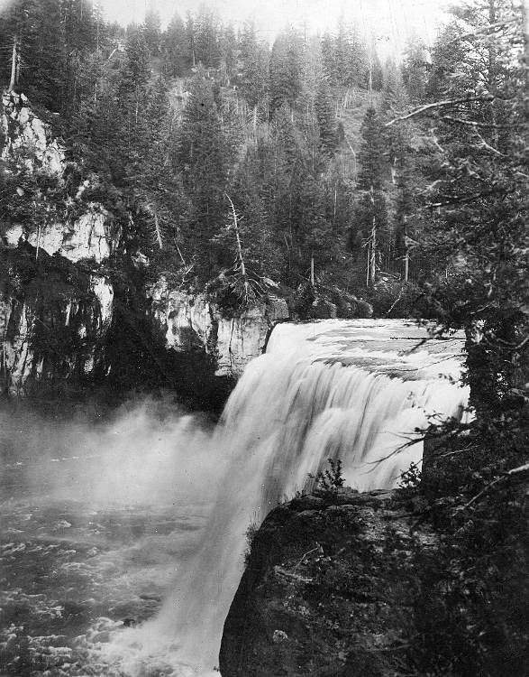 Fremont Falls waterfall