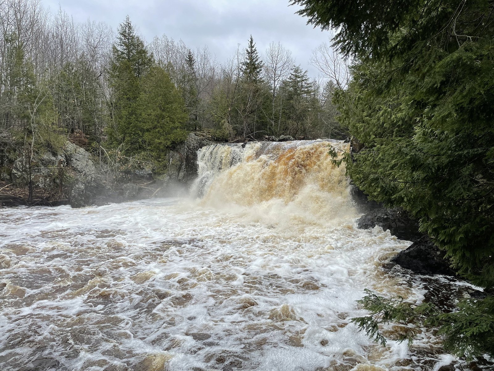 Peterson Falls waterfall