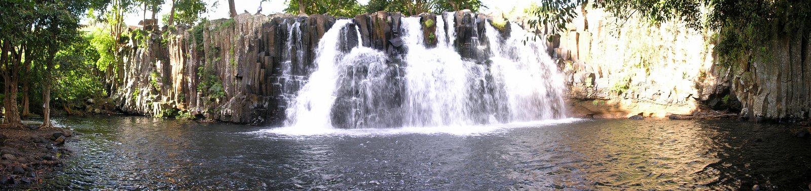 Rochester Falls waterfall