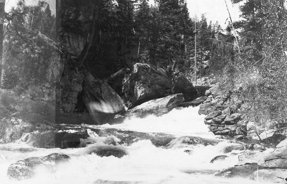 Rock Creek Falls waterfall