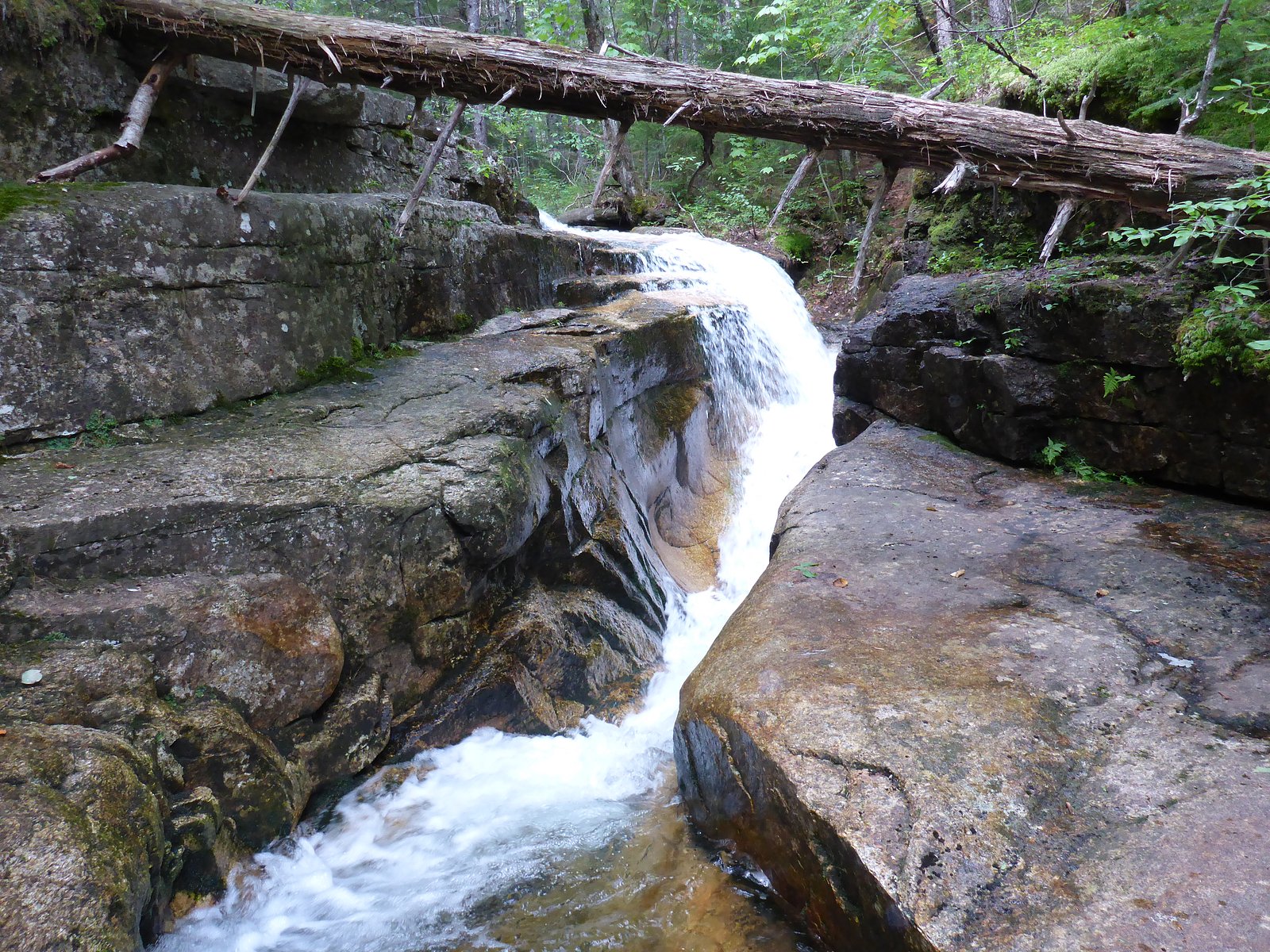 Shell Cascade waterfall