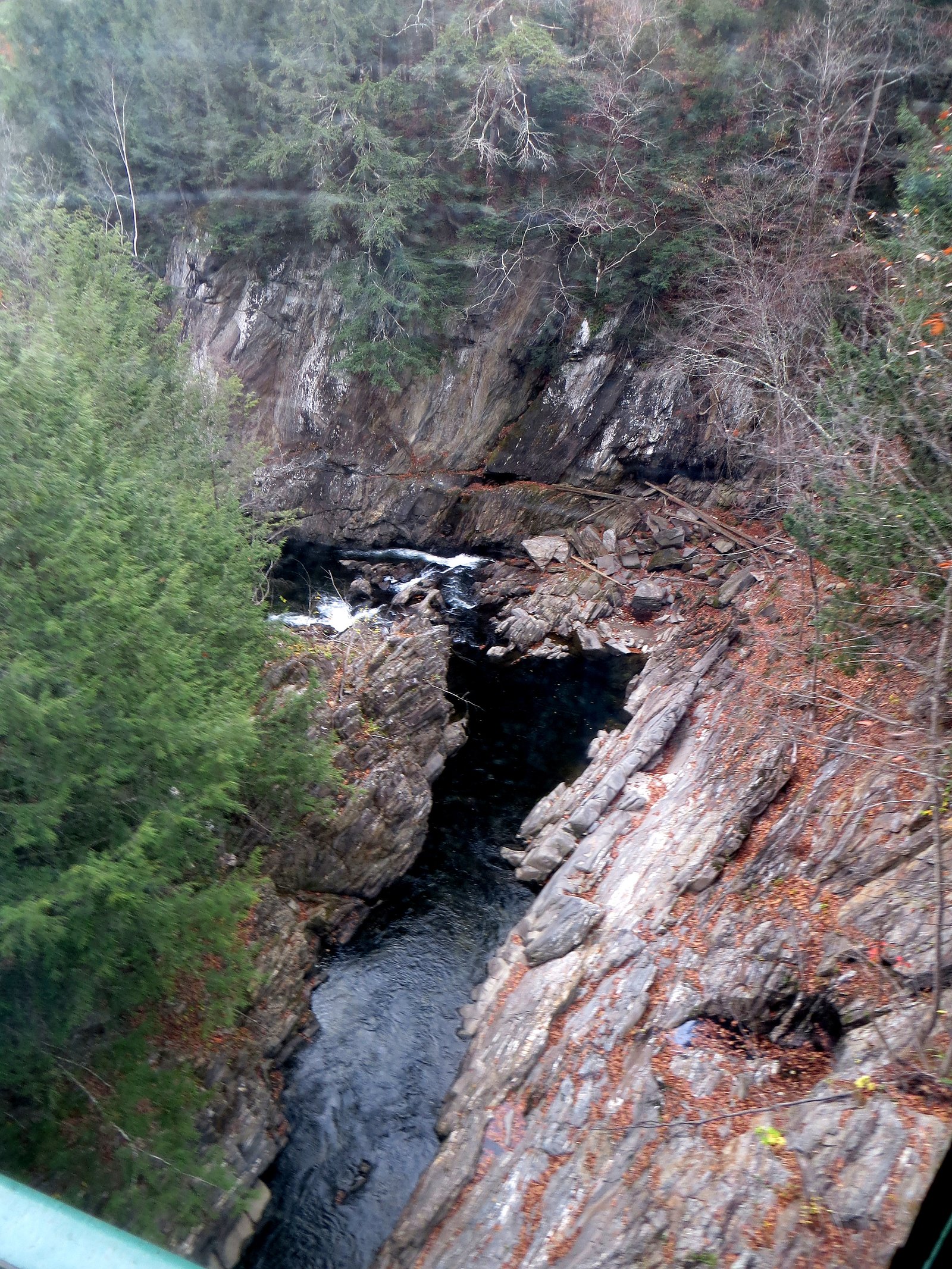 Sokoki Falls waterfall