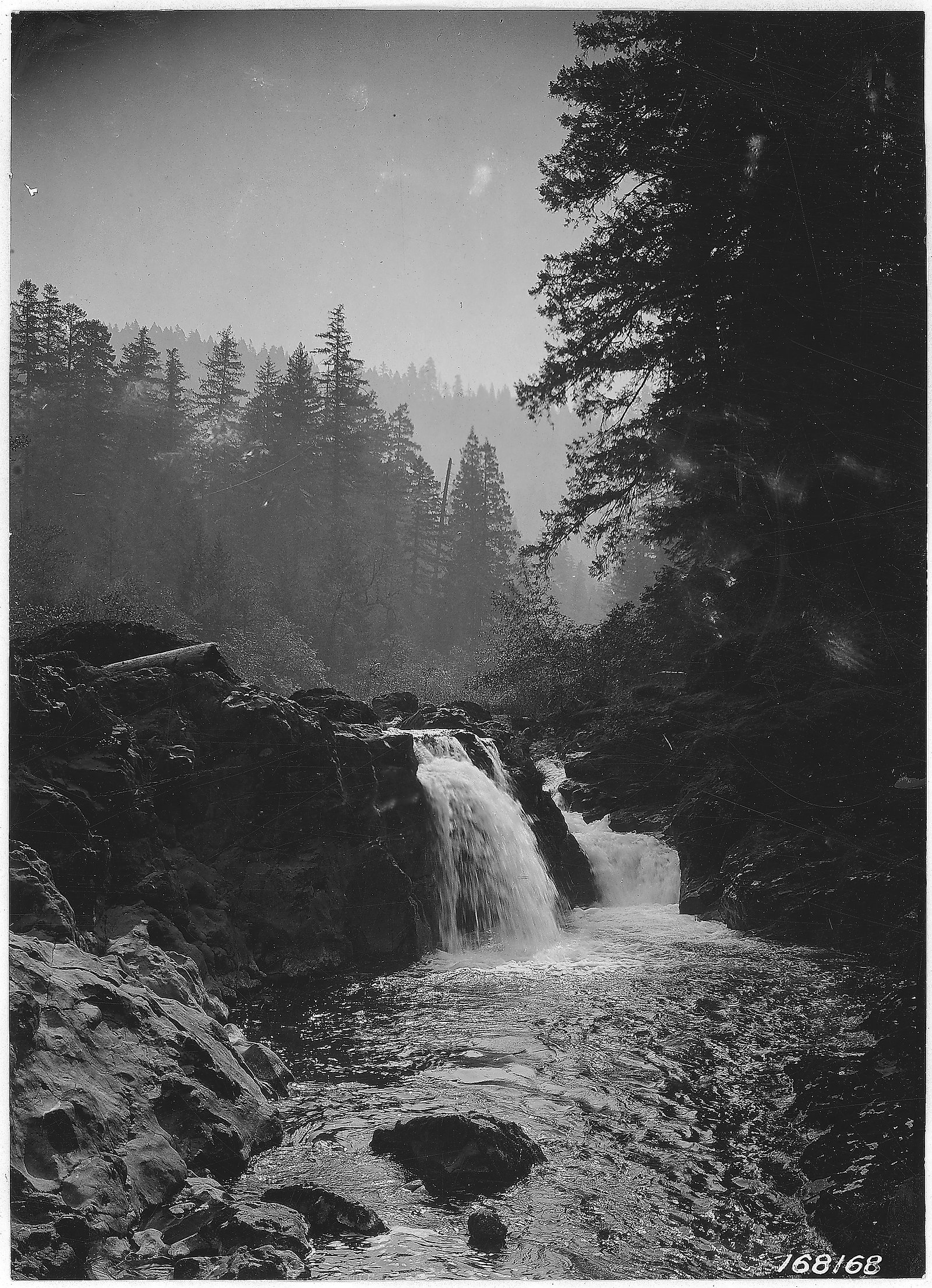 South Umpqua Falls waterfall