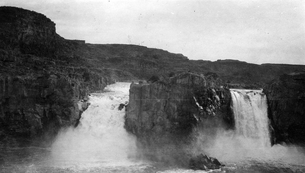 Twin Falls waterfall